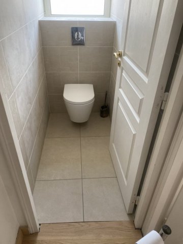 Pose et installation de WC suspendu à Lagnieu 